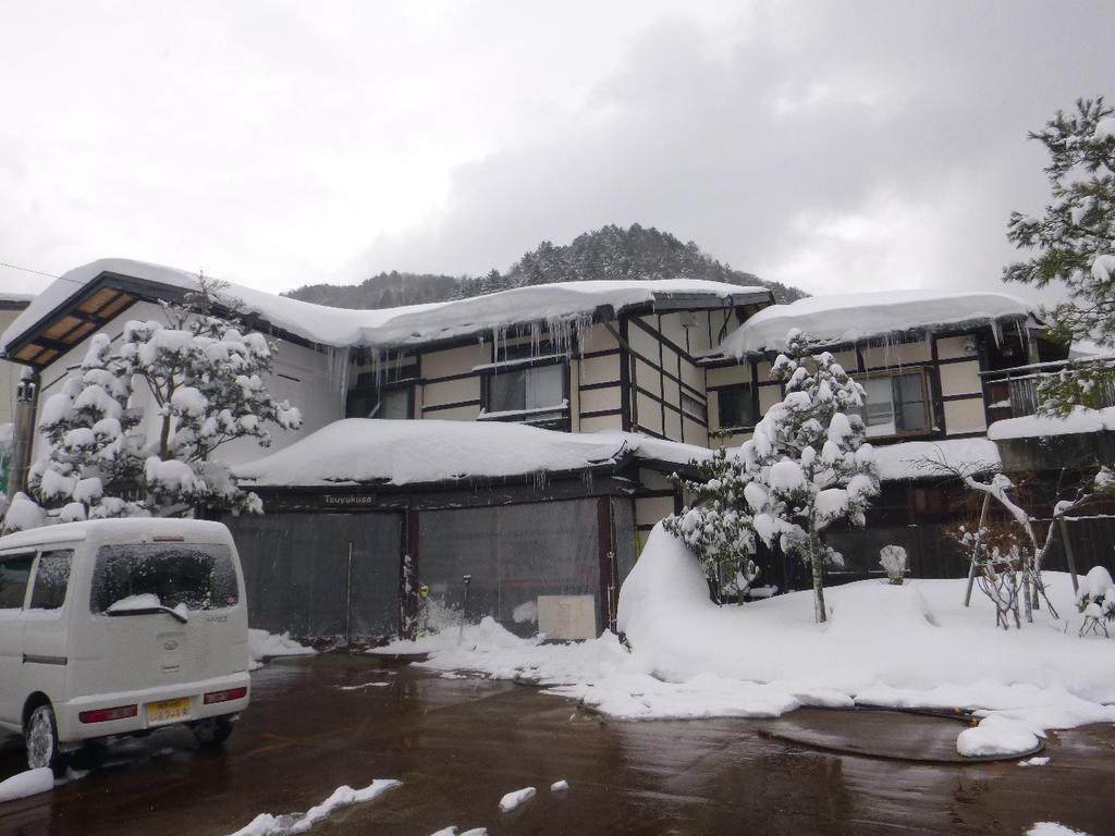 Hotel Tsuyukusa à Takayama  Extérieur photo