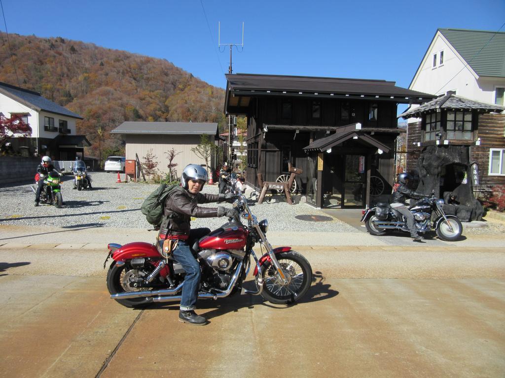 Hotel Tsuyukusa à Takayama  Extérieur photo