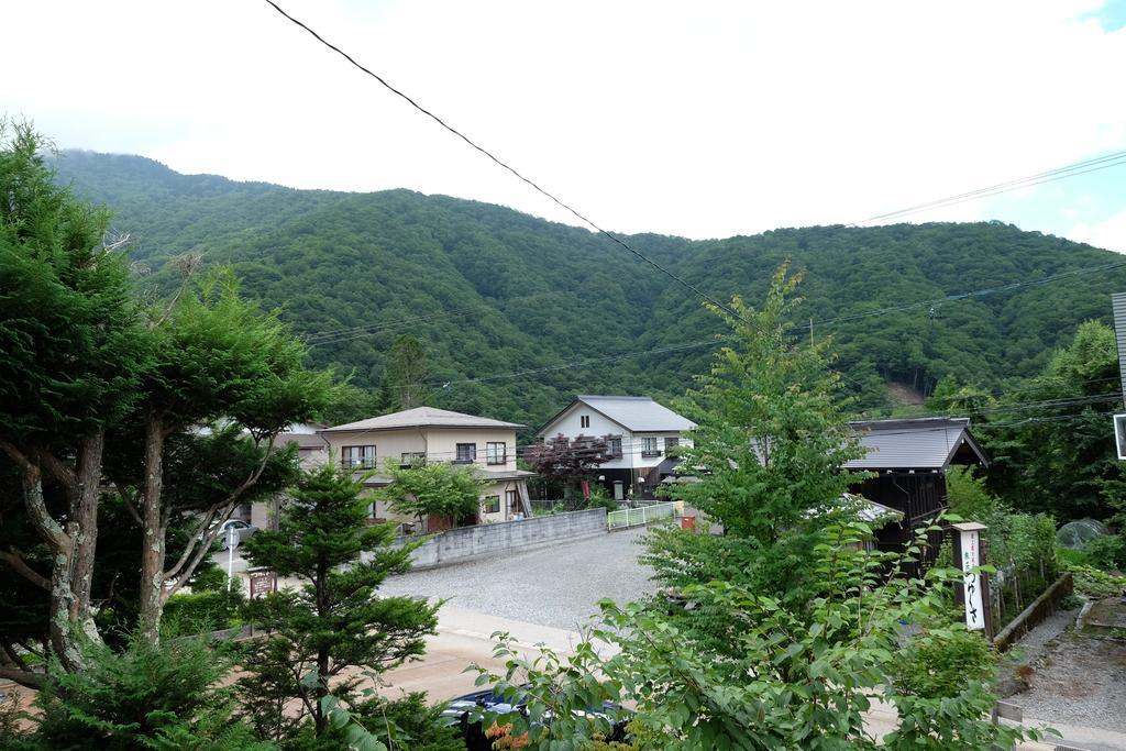 Hotel Tsuyukusa à Takayama  Extérieur photo