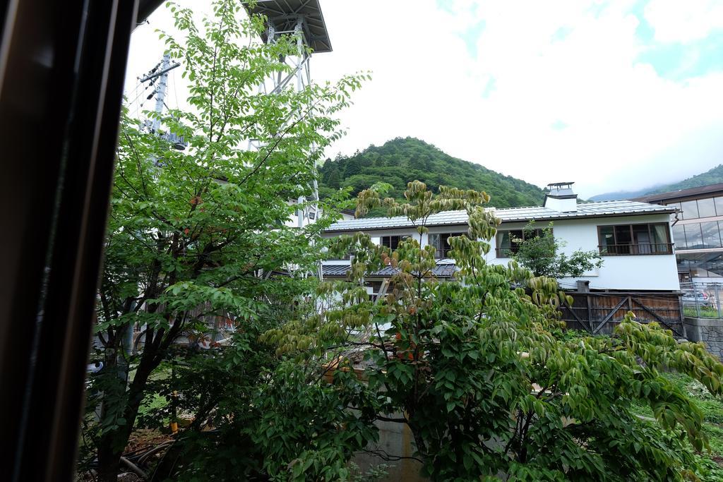 Hotel Tsuyukusa à Takayama  Extérieur photo